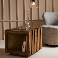 Soto side table